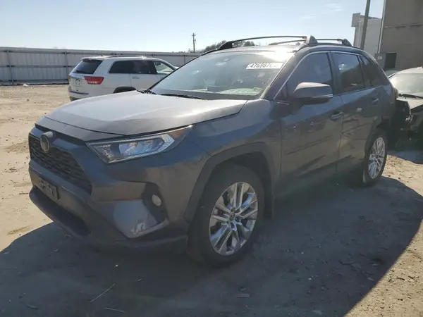 JTMC1RFV7KD027953 2019 TOYOTA RAV 4 - Image 1