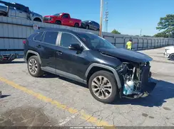 JTMC1RFV7KD510147 2019 TOYOTA RAV 4
