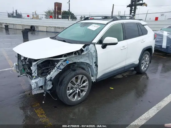 JTMC1RFV8KJ002223 2019 TOYOTA RAV 4 - Image 2