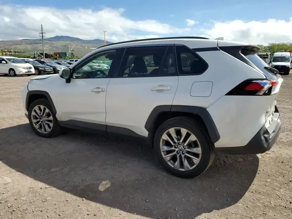 JTMC1RFV9MD075392 2021 TOYOTA RAV 4 - Image 2