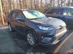 JTMC1RFVXKD032435 2019 TOYOTA RAV 4