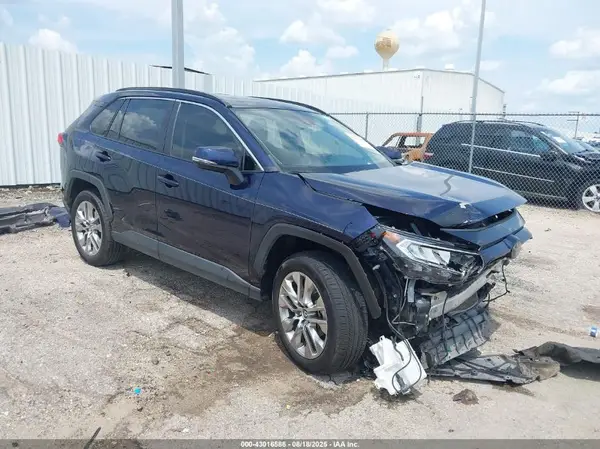 JTMC1RFVXKD507727 2019 TOYOTA RAV 4 - Image 1