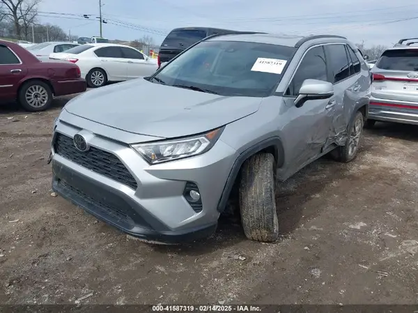JTMC1RFVXKD512944 2019 TOYOTA RAV 4 - Image 2