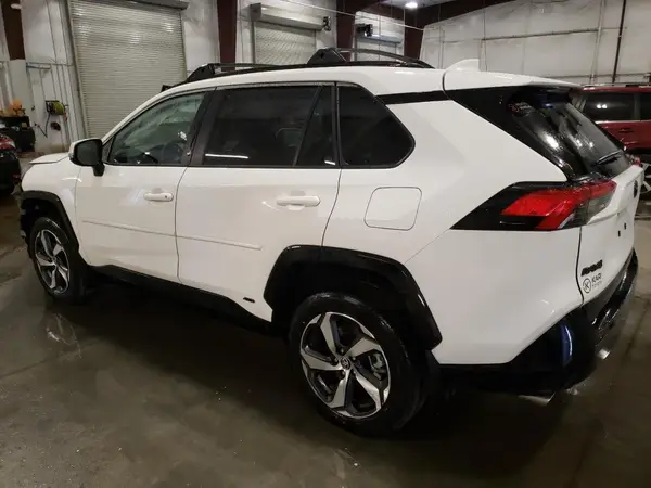 JTMCB3FV8SD238587 2025 TOYOTA RAV 4 - Image 2