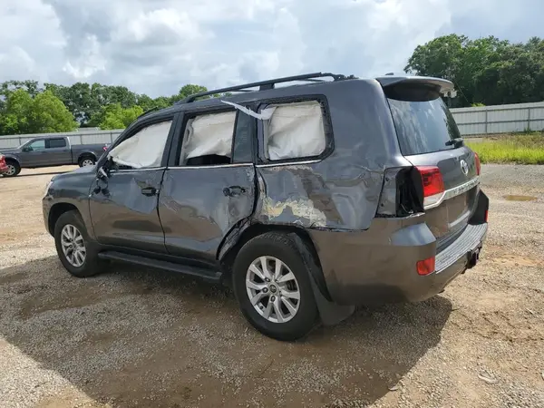 JTMCY7AJ0H4056210 2017 TOYOTA LAND CRUISER - Image 2