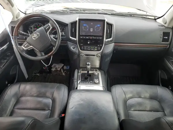 JTMCY7AJ0H4056210 2017 TOYOTA LAND CRUISER - Image 8