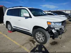 JTMCY7AJ0J4068878 2018 TOYOTA LAND CRUISER