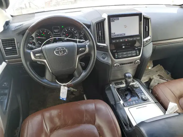 JTMCY7AJ0J4072736 2018 TOYOTA LAND CRUISER - Image 8