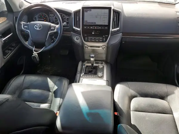JTMCY7AJ0K4077355 2019 TOYOTA LAND CRUISER - Image 8