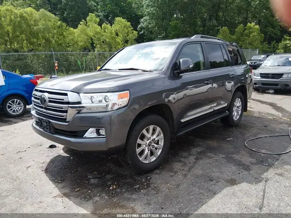 JTMCY7AJ0L4087904 2020 TOYOTA LAND CRUISER - Image 2