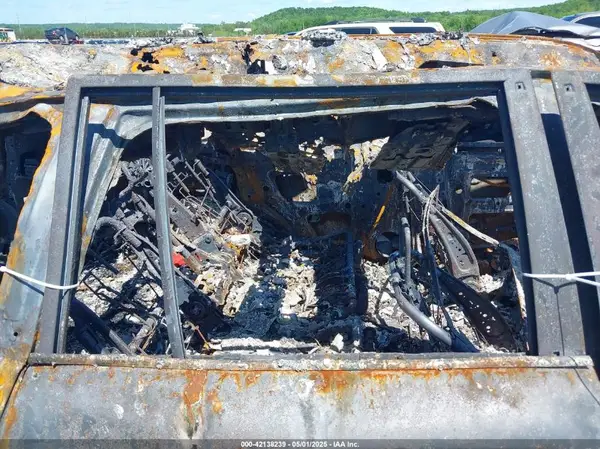 JTMCY7AJ2K4075834 2019 TOYOTA LAND CRUISER - Image 8