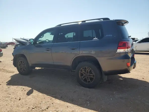 JTMCY7AJ2M4098131 2021 TOYOTA LAND CRUISER - Image 2