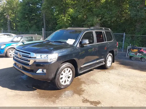 JTMCY7AJ2M4102436 2021 TOYOTA LAND CRUISER - Image 2