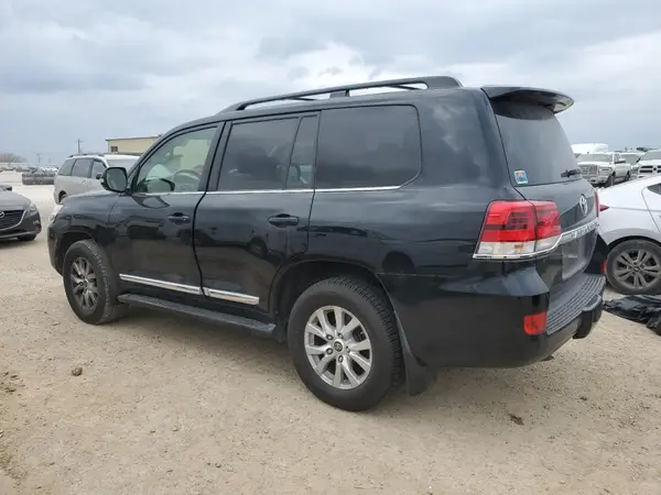 JTMCY7AJ3H4052409 2017 TOYOTA LAND CRUISER - Image 2