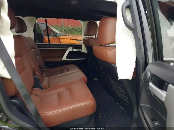 JTMCY7AJ3J4072925 2018 TOYOTA LAND CRUISER - Image 8