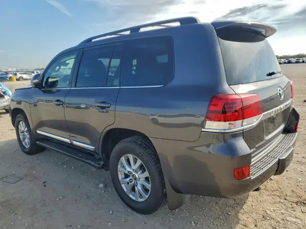 JTMCY7AJ4M4105256 2021 TOYOTA LAND CRUISER - Image 2