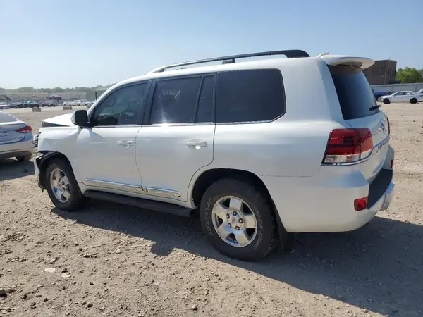 JTMCY7AJ6G4036588 2016 TOYOTA LAND CRUISER - Image 2