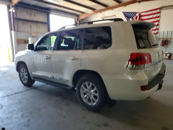 JTMCY7AJ6G4043735 2016 TOYOTA LAND CRUISER - Image 2