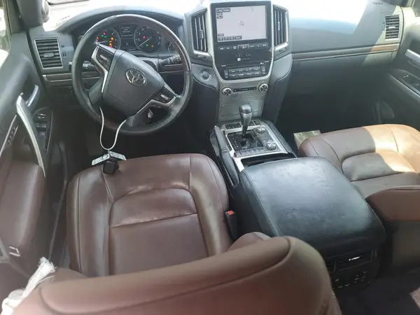 JTMCY7AJ8J4061337 2018 TOYOTA LAND CRUISER - Image 8