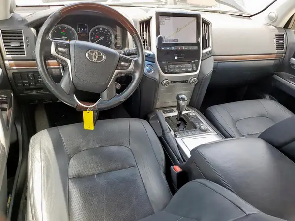 JTMCY7AJ8J4062309 2018 TOYOTA LAND CRUISER - Image 8