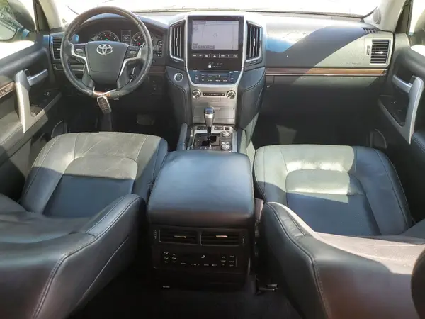 JTMCY7AJ8J4063914 2018 TOYOTA LAND CRUISER - Image 8