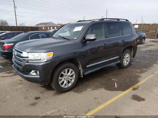 JTMCY7AJ9H4058957 2017 TOYOTA LAND CRUISER - Image 2