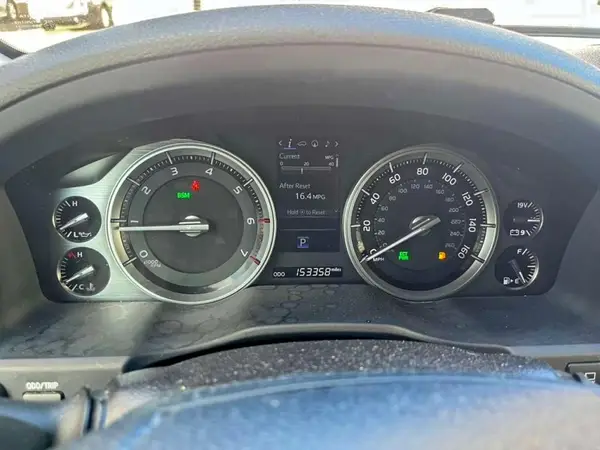 JTMCY7AJ9H4060112 2017 TOYOTA LAND CRUISER - Image 8