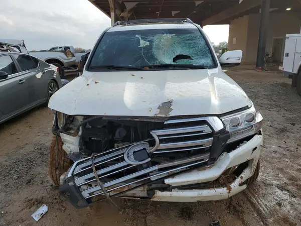 2019 TOYOTA LAND CRUISER COPART lot 84321324 auction photo 5