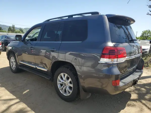JTMCY7AJXH4048857 2017 TOYOTA LAND CRUISER - Image 2