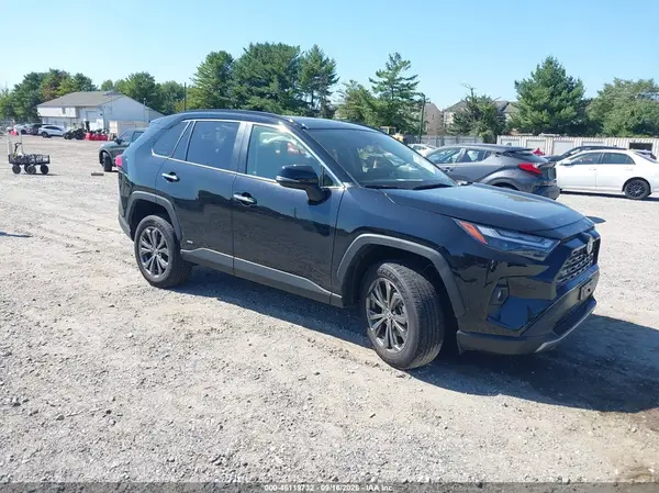 JTMD6RFV0SJ090562 2025 TOYOTA RAV 4 - Image 1