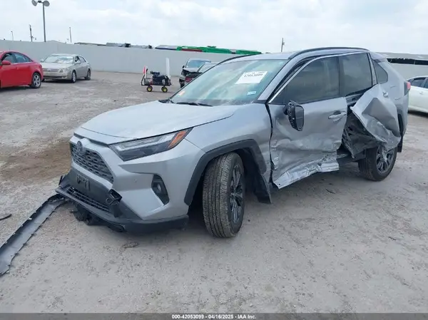 JTMD6RFV1RD149112 2024 TOYOTA RAV 4 - Image 2