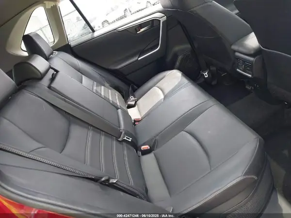 JTMD6RFV2MD045043 2021 TOYOTA RAV 4 - Image 8