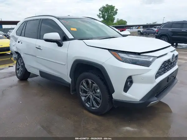 JTMD6RFV5RJ062086 2024 TOYOTA RAV 4 - Image 1