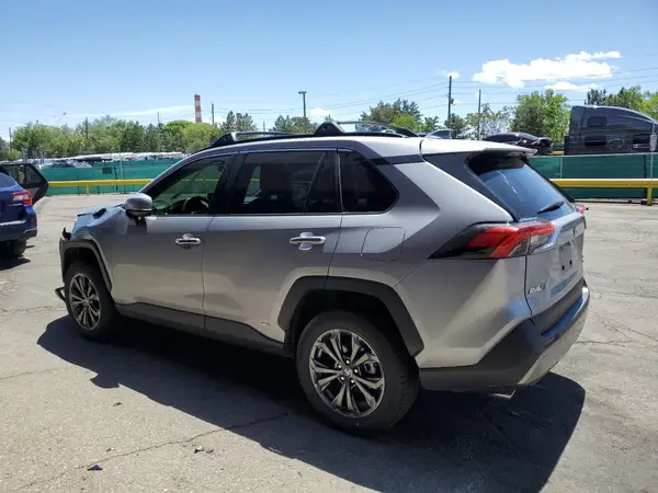 JTMD6RFV6RD118809 2024 TOYOTA RAV 4 - Image 2