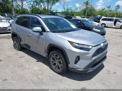JTMD6RFV8RD128211 2024 TOYOTA RAV 4