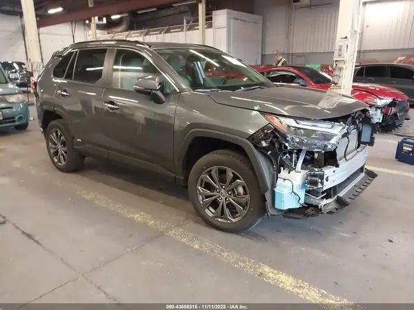 JTMD6RFV9SD574504 2025 TOYOTA RAV 4 - Image 1