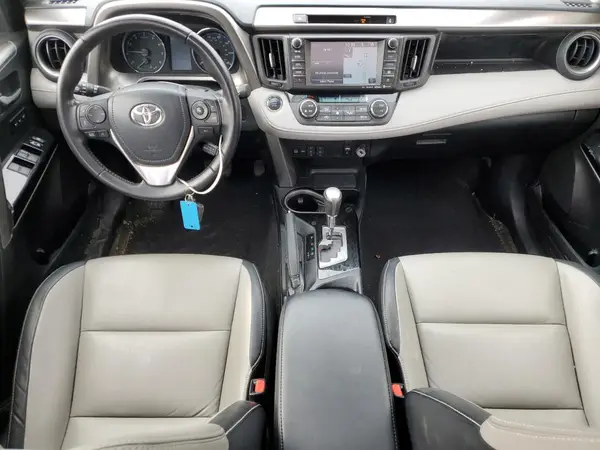 JTMDFREV0GJ080638 2016 TOYOTA RAV 4 - Image 8