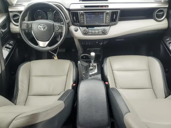 JTMDFREV0HJ711227 2017 TOYOTA RAV 4 - Image 8