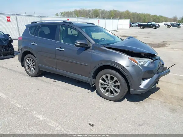 JTMDFREV1HJ701449 2017 TOYOTA RAV 4 - Image 1