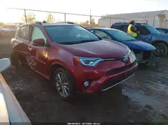 JTMDFREV1JD242394 2018 TOYOTA RAV 4