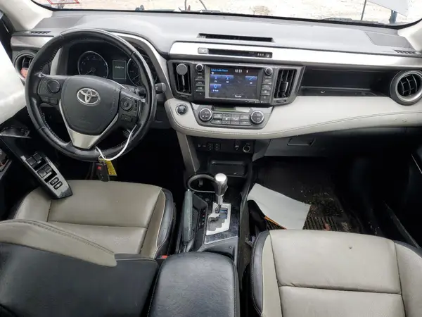 JTMDFREV2HJ141540 2017 TOYOTA RAV 4 - Image 8