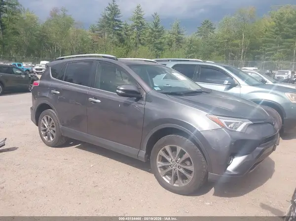 JTMDFREV2JJ188539 2018 TOYOTA RAV 4 - Image 1
