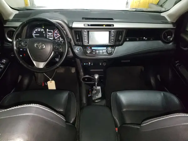 JTMDFREV3GJ086353 2016 TOYOTA RAV 4 - Image 8
