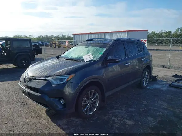 JTMDFREV3HJ155799 2017 TOYOTA RAV 4 - Image 2