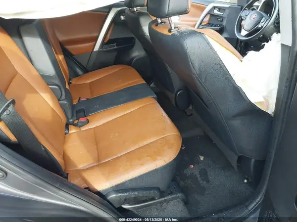 JTMDFREV3HJ155799 2017 TOYOTA RAV 4 - Image 8