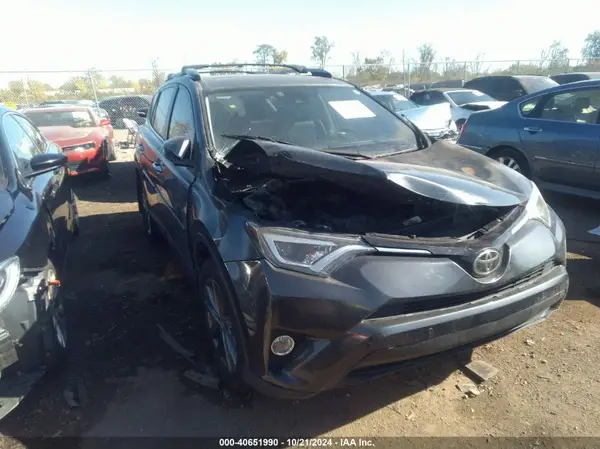 JTMDFREV3JJ188470 2018 TOYOTA RAV 4 - Image 1