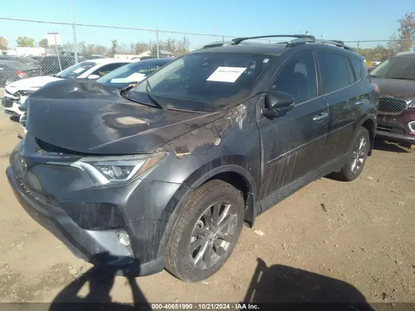 JTMDFREV3JJ188470 2018 TOYOTA RAV 4 - Image 2