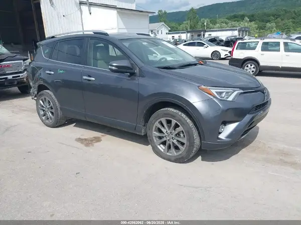 JTMDFREV4HD207486 2017 TOYOTA RAV 4 - Image 1