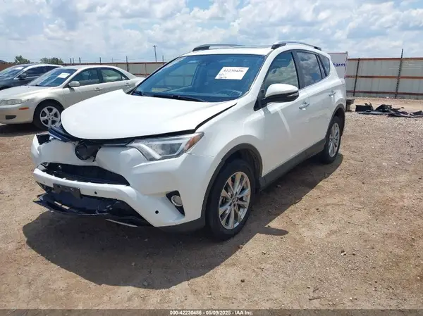 JTMDFREV4HD212722 2017 TOYOTA RAV 4 - Image 2