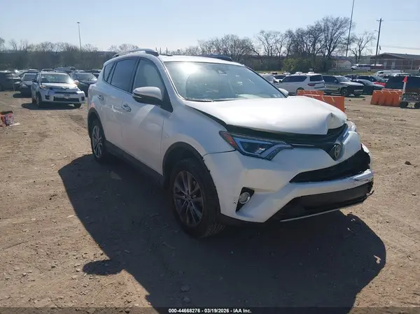 JTMDFREV4JJ179650 2018 TOYOTA RAV 4 - Image 1